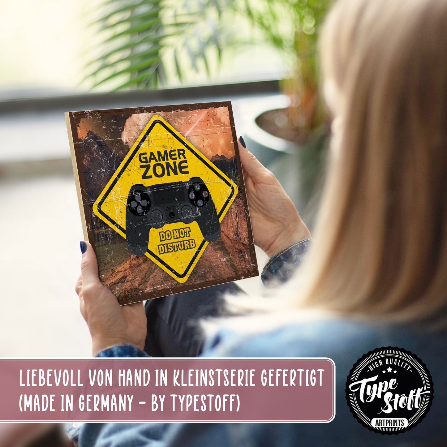 Holzschild mit Spruch - Spielen - gamer zone do not disturb – HS-QN-01198